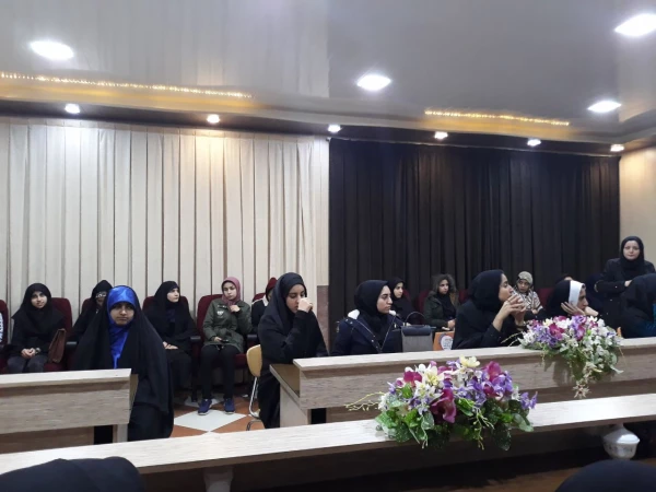 گزارش تصویری کارگاه رفتار جرات مندانه با تدریس سرکار خانم اصغری نیا مشاور محترم پردیس علامه طباطبایی ارومیه 6