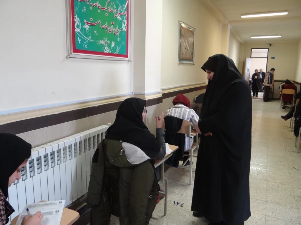 گزارش تصویری از بازدید دکتر پایز سرپرست پردیس علامه طباطبایی ارومیه از محل برگزاری امتحانات پایان نیمسال اول سالتحصیلی 98-97 4