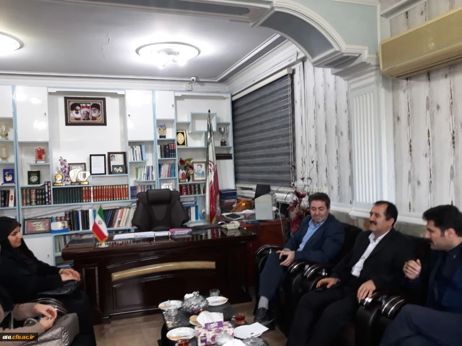 دیدار دکتر محمودلو سرپرست امور پردیس های استان آذربایجان غربی و دکتر پایز سرپرست پردیس علامه طباطبایی ارومیه با فرماندار محترم شهرستان نقده و نماینده محترم مردم شریف نقده در مجلس شورای اسلامی 2