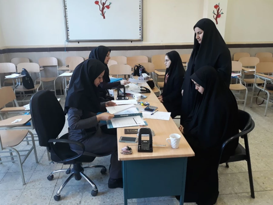 بازدید مدیر امور پردیس های دانشگاه فرهنگیان استان از روند ثبت نام پذیرفته شدگان تکمیل ظرفیت در پردیس علامه طباطبایی ارومیه 3