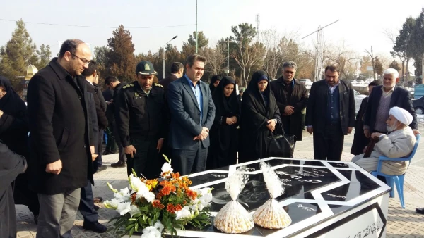 شرکت مدیریت، اساتید و کارکنان دانشگاه فرهنگیان استان در مراسم گرامیداشت قیام مردم قهرمان ارومیه در دوم بهمن ماه 57 7