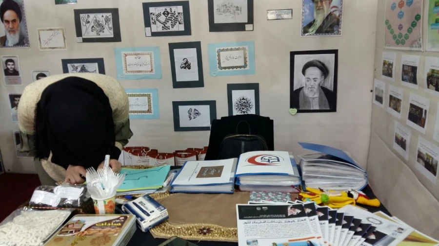 گزارش تصویری از حضور دانشجومعلمان پردیس علامه طباطبایی ارومیه در جشنواره رویش در مشهد مقدس 8