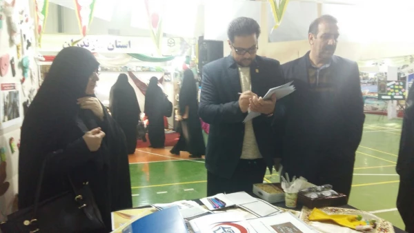 گزارش تصویری از غرفه فرهنگی و حضور دانشجومعلمان پردیس علامه طباطبایی ارومیه در جشنواره رویش در مشهد مقدس 5