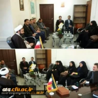 مدیر امور پردیس های استانی ، سرپرست پردیس علامه طباطبایی ،معاونین آموزشی پردیس و جمعی از اساتید و کارکنان با آقای دکتر بیگی مسئول نهاد رهبری دانشگاه پیام نور استان دیدار و گفتگو کردند 2