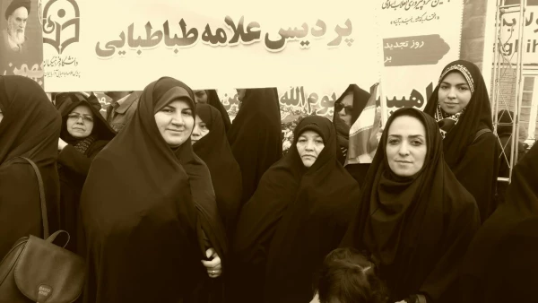 شرکت گسترده مسئولین، اساتید و کارکنان دانشگاه فرهنگیان استان آذربایجان غربی در راهپیمایی 22 بهمن سال 97 6