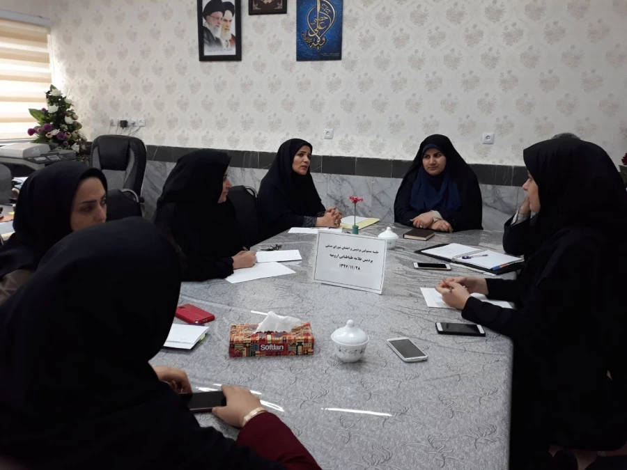 برگزاری جلسه مشترک مسئولین و شورای صنفی جهت رفع مسائل و مشکلات دانشجومعلمان پردیس علامه طباطبایی ارومیه  4