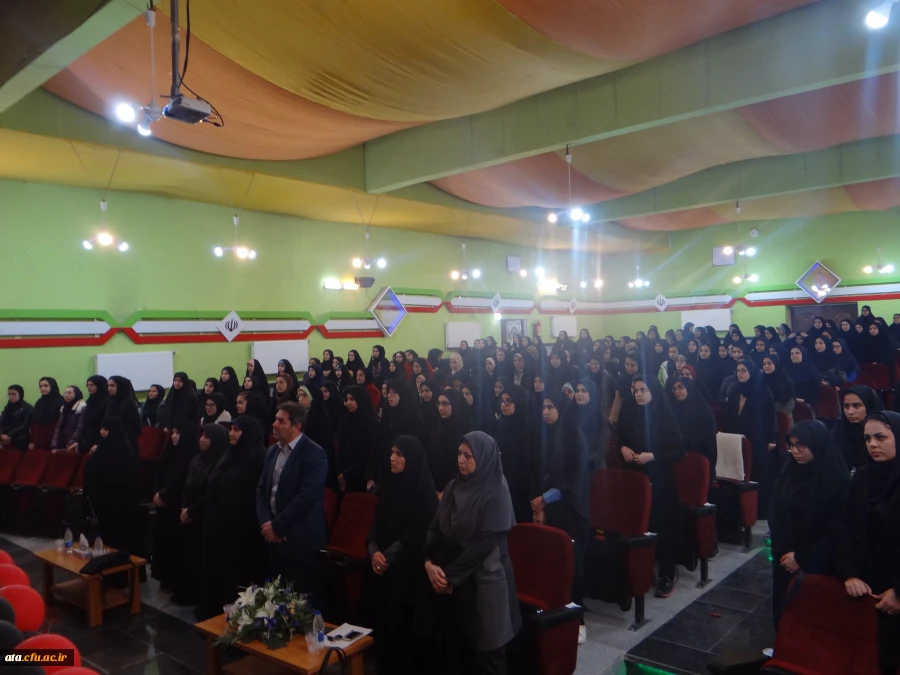 برگزاری مراسم ولادت حضرت فاطمه الزهراء (س) و روز گرامیداشت مقام زن در پردیس علامه طباطبایی با حضور دکتر محمودلو سرپرست امور پردیس های استان و دکتر پایز سرپرست پردیس علامه طباطبایی ارومیه 2