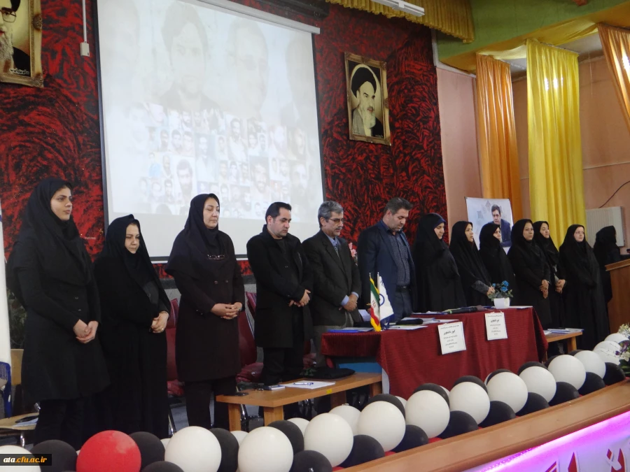 جلسه پرسش و پاسخ دانشجومعلمان و مسئولین پردیس علامه طباطبایی ارومیه با حضور دکتر محمودلو سرپرست امور پردیس های استان آذربایجان غربی و دکتر پایز سرپرست پردیس علامه طباطبایی ارومیه برگزار گردید 2