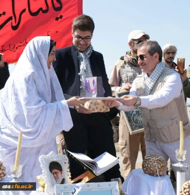 ازدواج دانشجویی در کنار بهشت آبی اروند زیر سایه پرچم آقا امام رضا (ع)