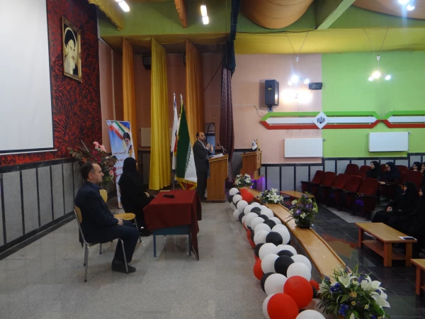 نشست صمیمی مسئولین هسته ی گزینش استان آذربایجان غربی با دانشجومعلمان پردیس علامه طباطبایی ارومیه 4