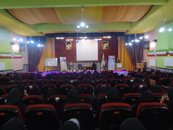 نشست صمیمی مسئولین هسته ی گزینش استان آذربایجان غربی با دانشجومعلمان پردیس علامه طباطبایی ارومیه 5