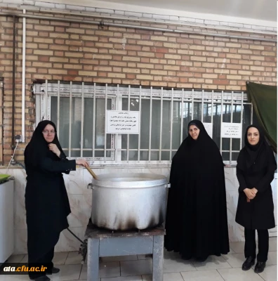 پخت و توزیع شله زرد نذری برای سلامتی و تعجیل در ظهور امام زمان (عج) به همت کانون فرهنگی مهدویت پردیس علامه طباطبایی ارومیه