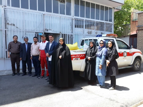 ارسال کمک های غیر نقدی کارکنان، اساتید و دانشجومعلمان پردیس علامه طباطبایی آذربایجان غربی به مناطق سیل زده کشور 4