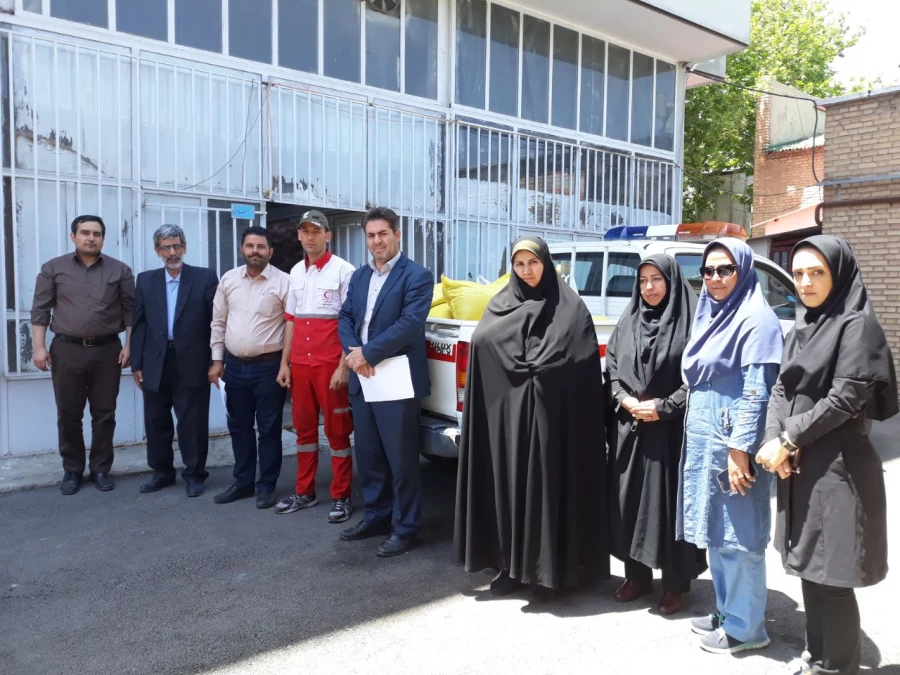 ارسال کمک های غیر نقدی کارکنان، اساتید و دانشجومعلمان پردیس علامه طباطبایی آذربایجان غربی به مناطق سیل زده کشور 5