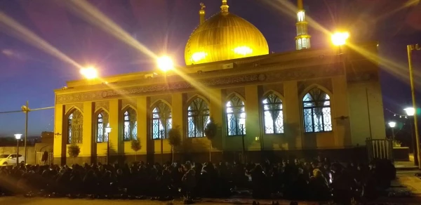 ضیافت افطاری مسئولین دانشگاه فرهنگیان آذربایجان غربی و دانشجومعلمان پردیس علامه طباطبایی ارومیه به مناسبت میلاد امام حسن مجتبی (ع) و روز اکرام در امامزاده غریب حسن ارومیه 2