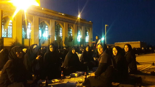 ضیافت افطاری مسئولین دانشگاه فرهنگیان آذربایجان غربی و دانشجومعلمان پردیس علامه طباطبایی ارومیه به مناسبت میلاد امام حسن مجتبی (ع) و روز اکرام در امامزاده غریب حسن ارومیه 2