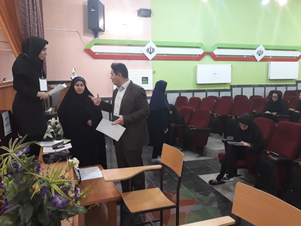 بازدید دکتر محمودلو و هیئت همراه از روند برگزاری امتحانات نیمسال دوم سالتحصیلی 98-97 در پردیس علامه طباطبائی آذربایجان غربی 6