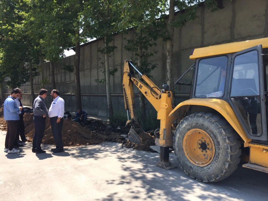 در آستانه شروع سالتحصیلی 99-98

عمللیات افزایش ظرفیت انشعاب آب پردیس علامه طباطبایی آذربایجان غربی انجام شد 4