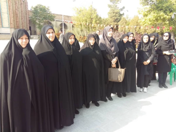 شرکت پرشور کارکنان پردیس علامه طباطبایی ارومیه در مراسم تجدید میثاق با آرمان های والای شهدا و امام راحل با عنوان میهمانی لاله ها 2