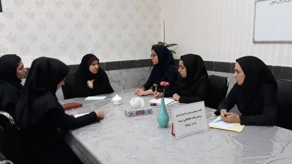 نشست صمیمی مسئولین پردیس علامه طباطبایی ارومیه با شورای صنفی دانشجومعلمان 2