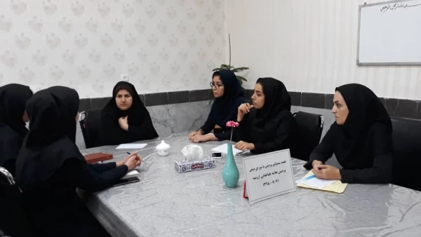 نشست صمیمی مسئولین پردیس علامه طباطبایی ارومیه با شورای صنفی دانشجومعلمان 4