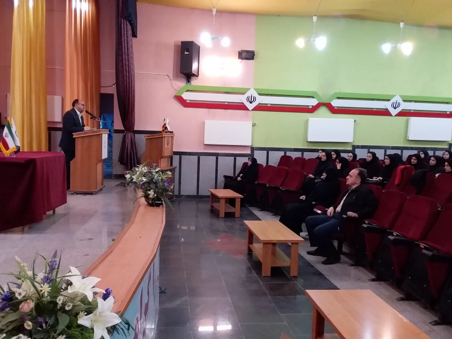 نشست مسئولین هسته ی گزینش استان آذربایجان غربی با دانشجومعلمان پردیس علامه طباطبایی ارومیه 3