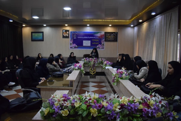 کارگاه آموزشی نقد کتاب در پردیس علامه طباطبایی ارومیه برگزار شد 6