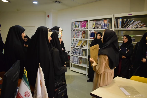 بازدید دانشجومعلمان پردیس علامه طباطبایی آذربایجان غربی از کتابخانه مرکزی ارومیه  3