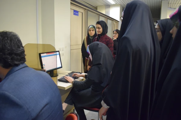 بازدید دانشجومعلمان پردیس علامه طباطبایی آذربایجان غربی از کتابخانه مرکزی ارومیه  9