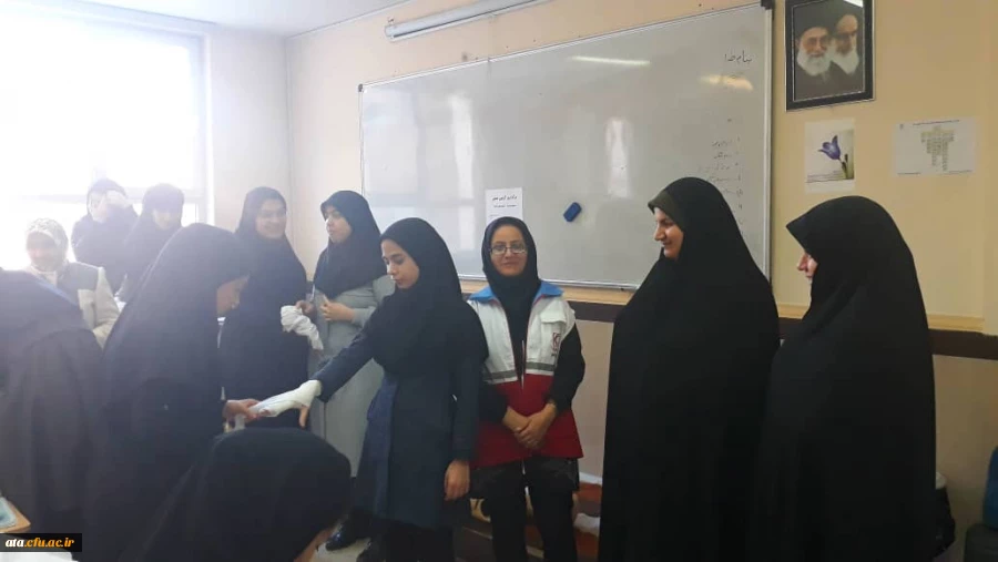 بازدید سرپرست پردیس علامه طباطبایی ارومیه از روند اجرایی آزمون عملی کلاس فرهنگی امداد و نجات هلال احمر 3