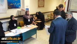 آقای دکتر عسکری مشاور ریاست محترم دانشگاه و آقای دکتر احمدی معاون اداره کل نظارت وارزیابی دانشگاه فرهنگیان کشور با حضور در پردیس های شهید رجایی و علامه طباطبایی خواهران از مراکز مصاحبه مهارت آموزان ماده 28 بازدید بعمل آوردند 2