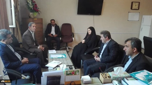 دکتر عادل نجف زاده منتخب مردم خوی و چایپاره در مجلس یازدهم با حضور در دانشگاه فرهنگیان آذربایجان غربی با دکتر محمودلو مدیر امورپردیس های استان دیدار و گفتگو کرد 3