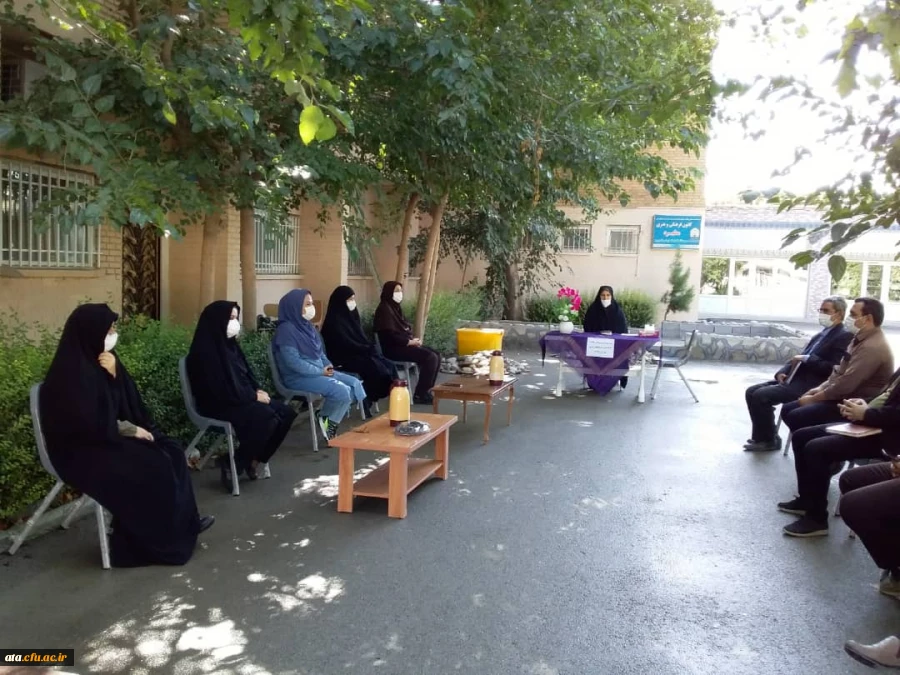 برگزاری جلسه شورای اداری پردیس علامه طباطبایی ارومیه با رعایت پروتکل های بهداشتی و در فضای باز 2