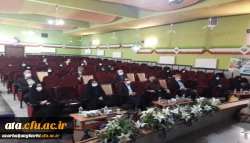 ما به ارتقای کیفیت در آموزش بها می دهیم و در این راستا از نکته نظرات و ایده های اساتید و دانشجویان استقبال می کنیم
 2