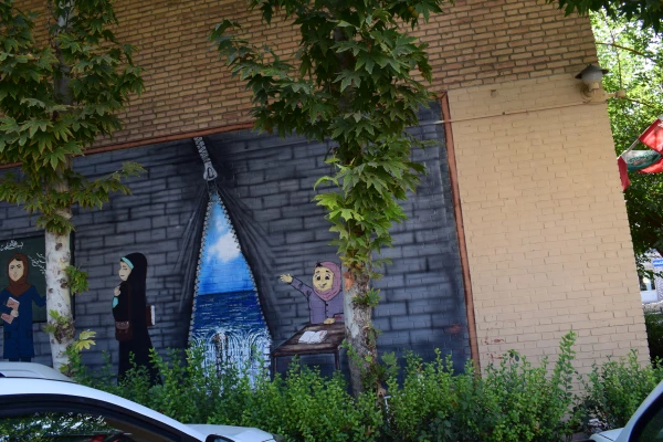 اجرای عملیات زیباسازی محوطه پردیس علامه طباطبایی ارومیه  3